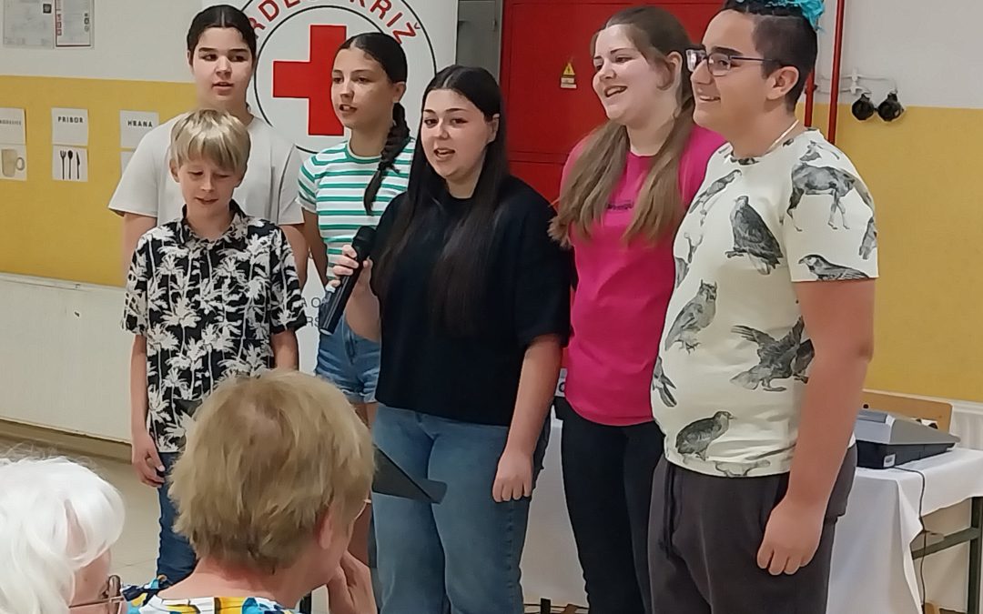 Srečanje s Krajevno organizacijo Rdečega križa Bršljin in njihovimi starostniki